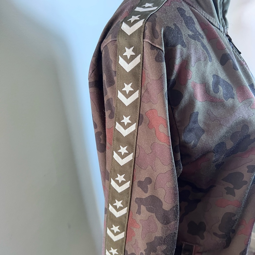 Converse Camo Zip Up Jacket XL Green Military Track Jacket Streetwear - Picture 2 of 10